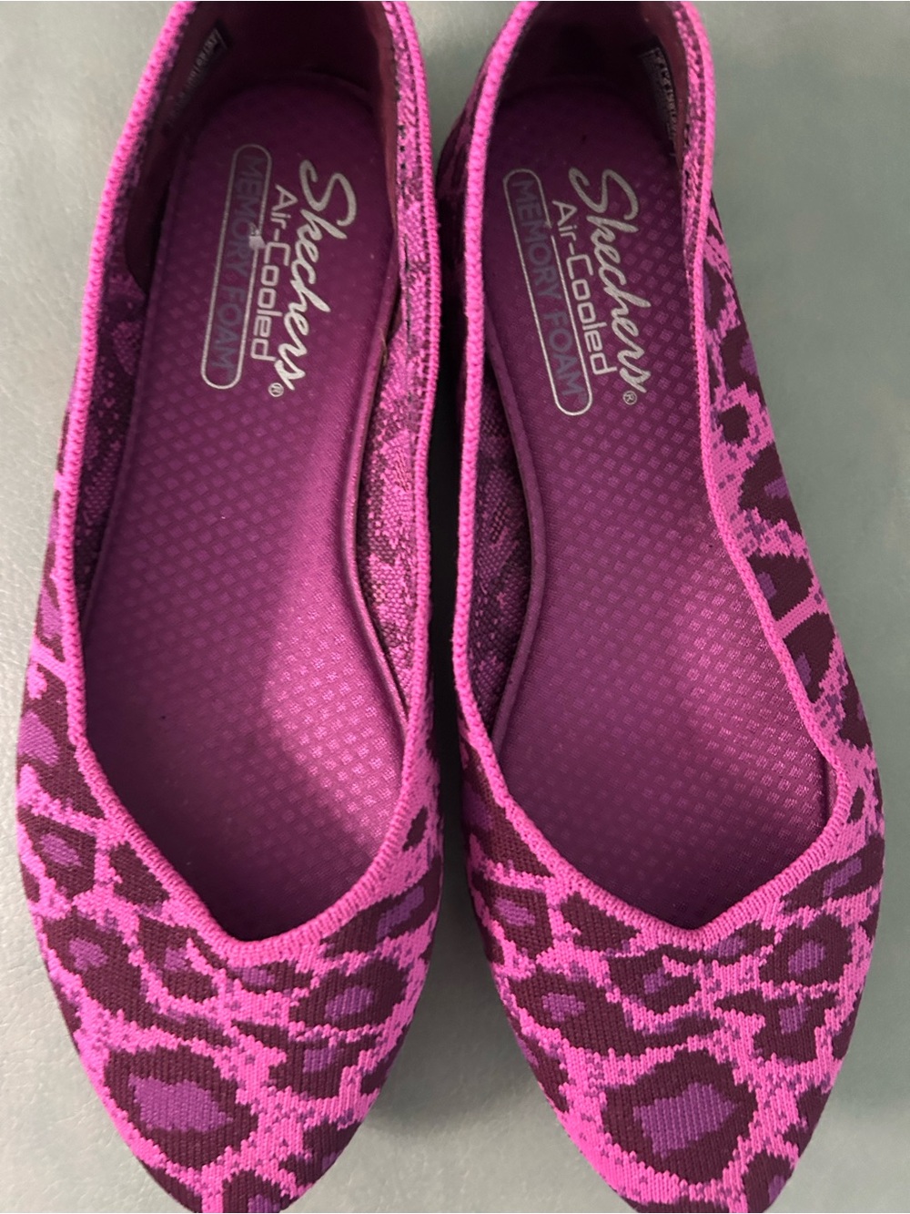 Skechers Women's Magenta Leopard Knit Slip-On Flats - Picture 2 of 6